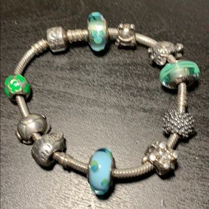 Pandora bracelet 7 inch long